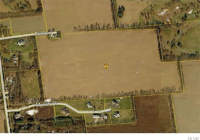 2nd image of 4313 Hecktown Rd