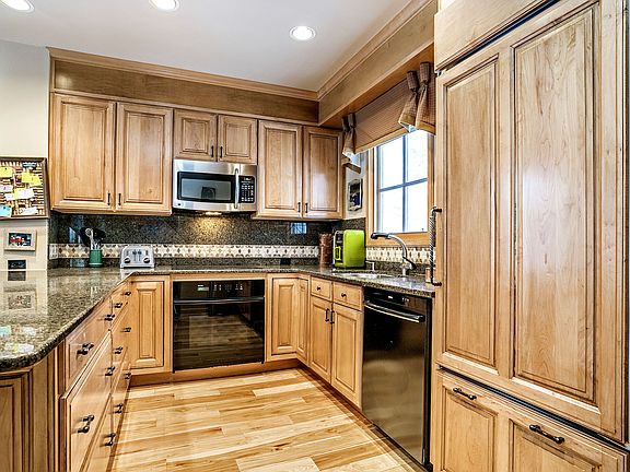 5th image of 93 Highlands Ln #20