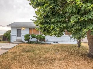 902 Ouray St, Aurora, CO 80011