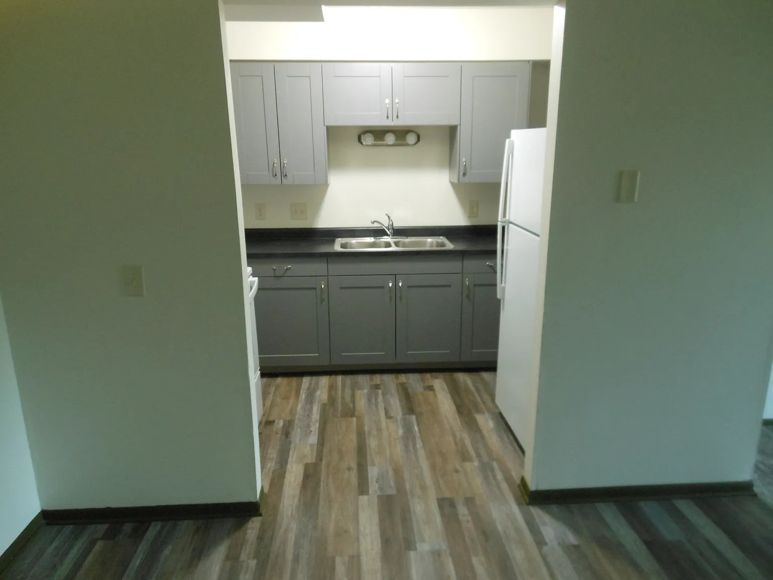 2 bed, 800 sqft, $1,100 — Photo 3