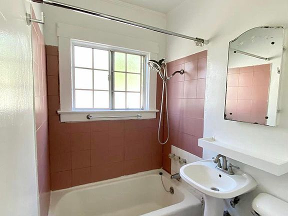 5th image of 969 Edgecliffe Dr #969.50