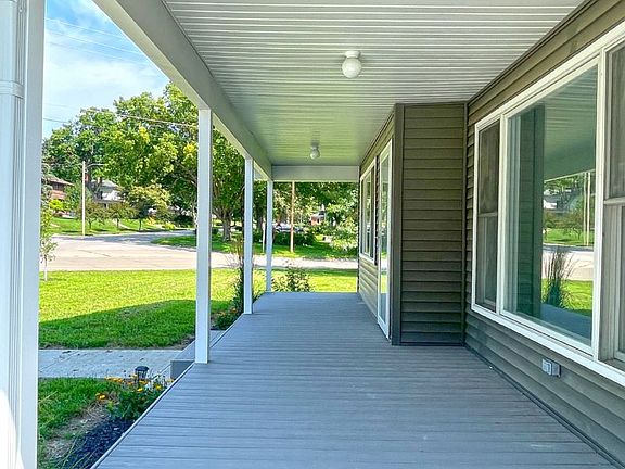 100 W Clarinda Ave, Shenandoah, IA 51601 | MLS #11323534 | Zillow