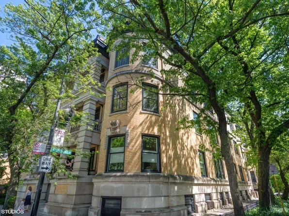457 W Fullerton Pkwy #2, Chicago, IL 60614