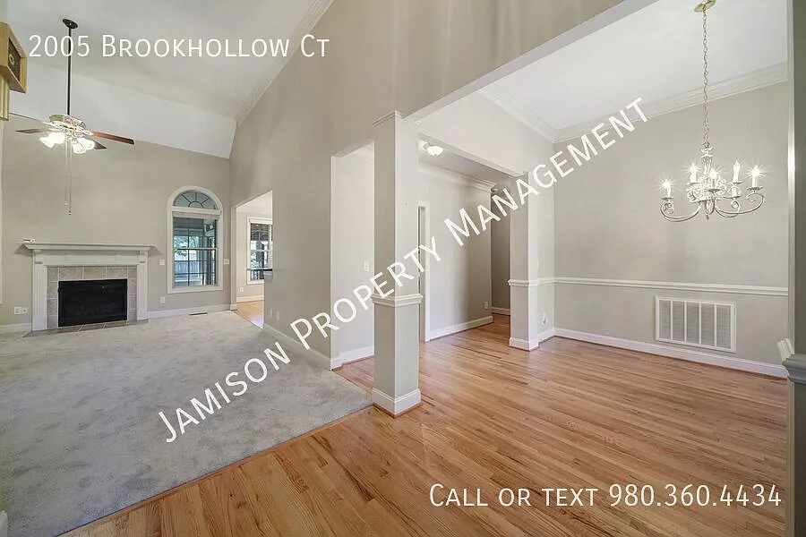 Gorgeous 3 Bed 2 Bath Home in Indian Trail! — Photo 4