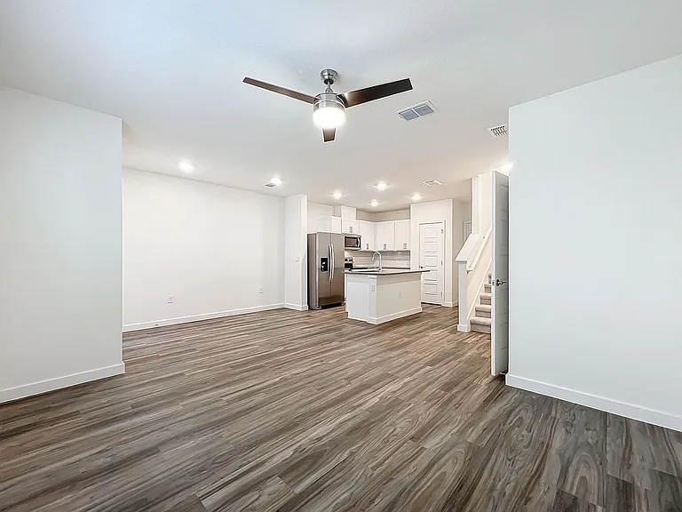 231 Dapper Ct — Photo 20