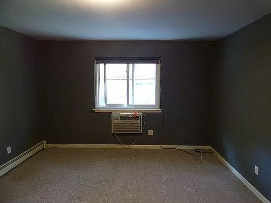 4th image of 3218 44th St #2