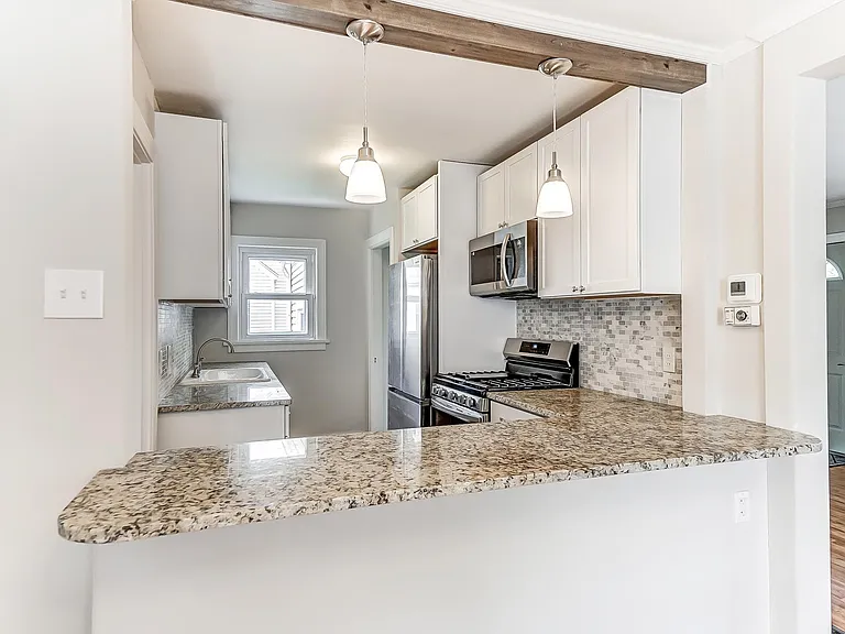 71 Lucas Dr — Photo 20