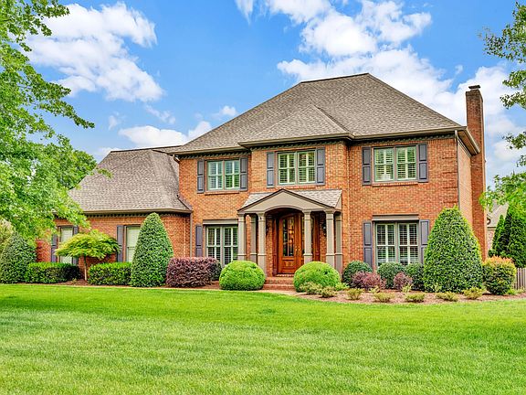 2nd image of 217 Woodlake Dr