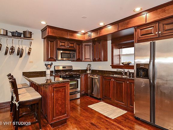5th image of 1624 N Wood St #Ch