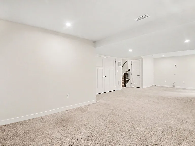 5704 Piney Glade Rd — Photo 8