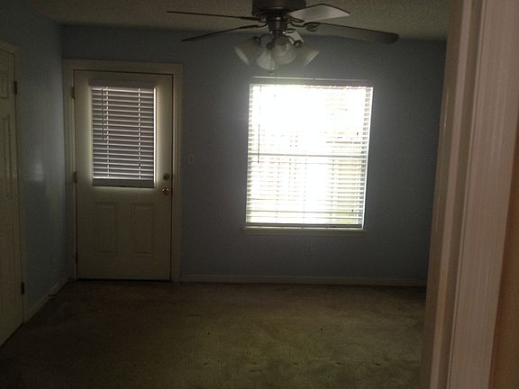 3rd image of 1422 Golden Park Ct