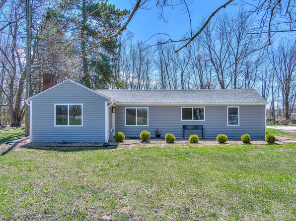 8353 Cady Rd, Jackson, MI 49201
