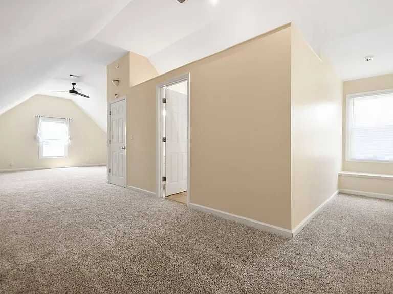 1500 Sunshine Dr — Photo 8