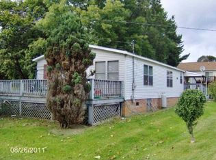 900 Harless St, Christiansburg, VA 24073