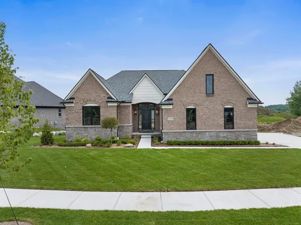 55867 Laurel Oaks Ln #2, Shelby Township, MI 48315