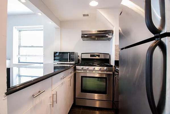 Rented by WAM Partners - William Moses Co. | media 54