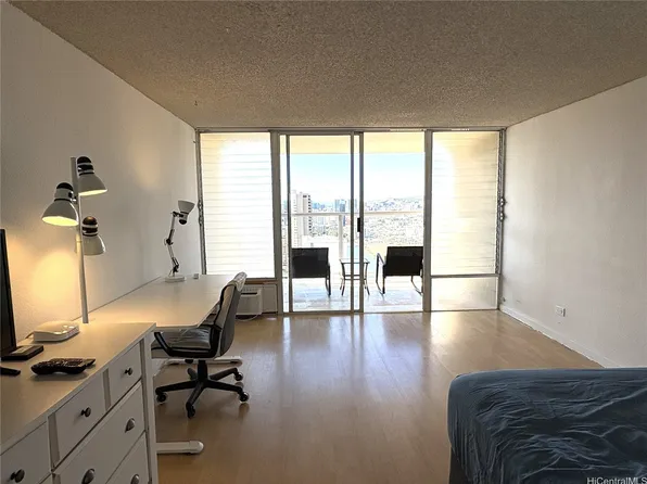 445 Seaside Ave APT 4104, Honolulu, HI 96815