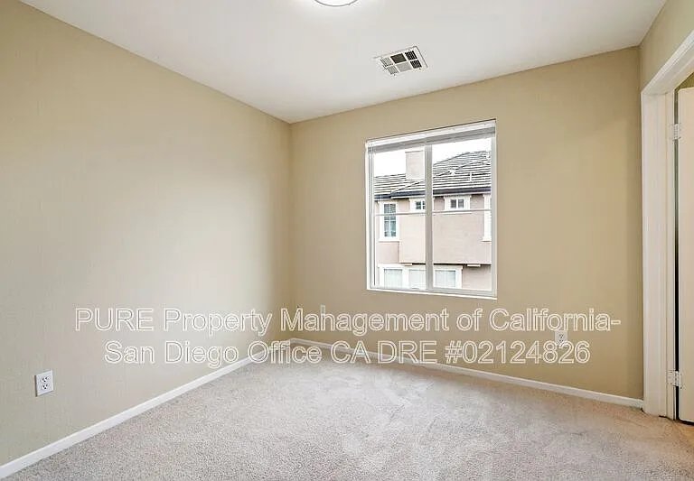 2709 Persimmon Ct — Photo 10