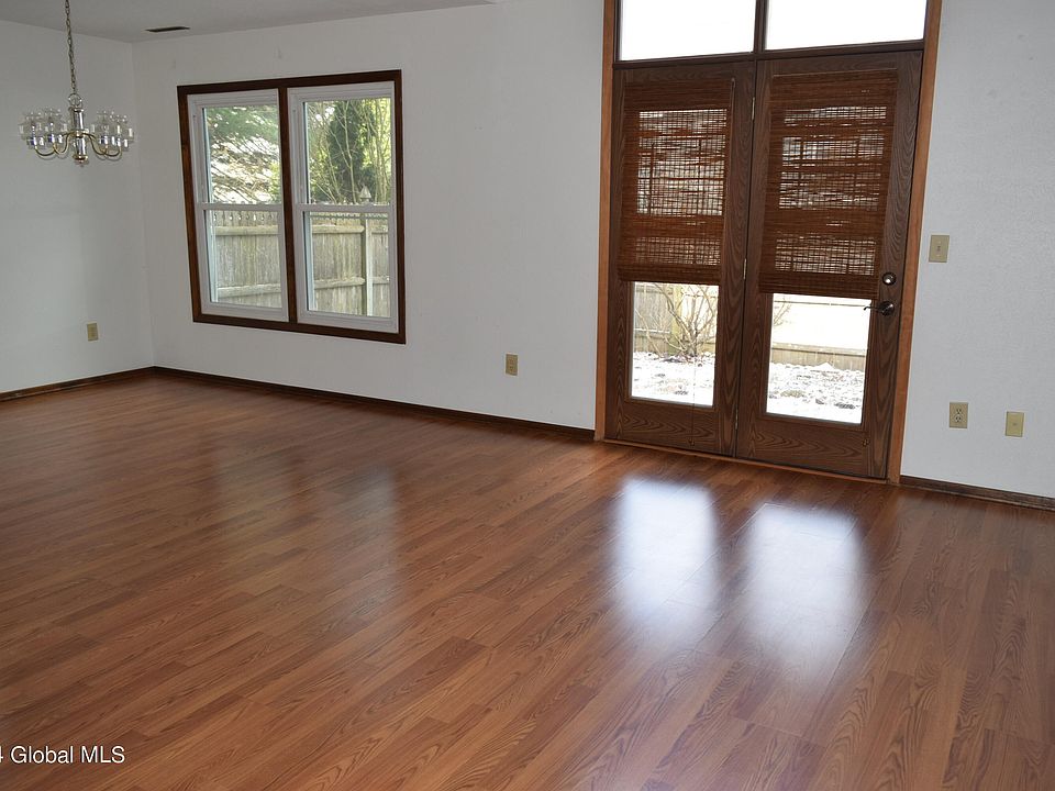 79 Stoney Creek Drive, Clifton Park, NY 12065 Zillow