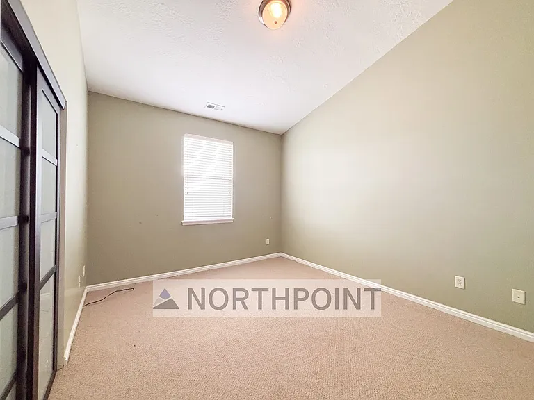11006 S Maple Farms Ln — Photo 11