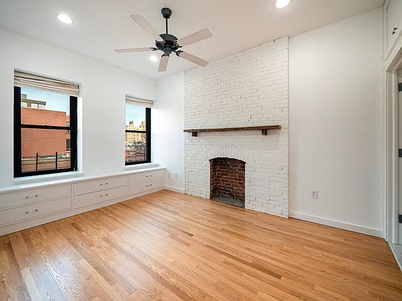 5th image of 101 W 81st St APT 717