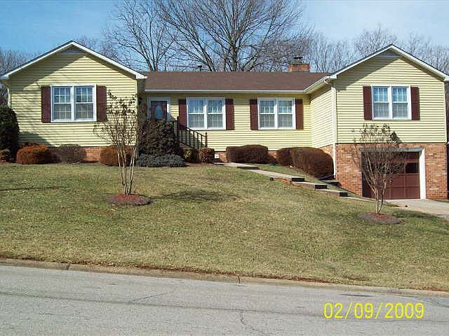 1st image of 121 Altice Dr
