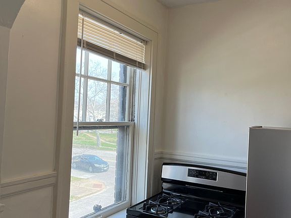 2nd image of 4902 Itaska St APT 14