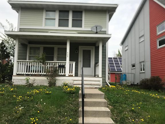 3rd image of 428 31st Ave N
