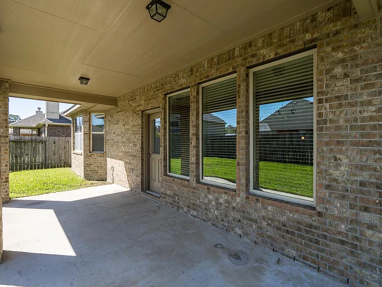 22918 Caverly Ln — Photo 28