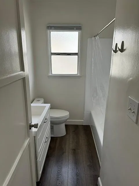 3 bed, 1000 sqft, $2,975 — Photo 4