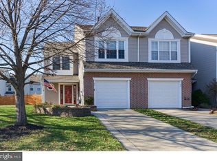 27 Saw Mill Dr, Mount Laurel, NJ 08054