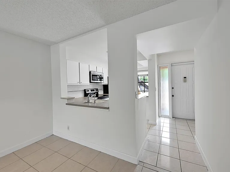 2297 SW 15th St #125 — Photo 12