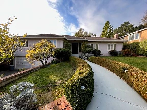 3rd image of 5323 Fairway Dr