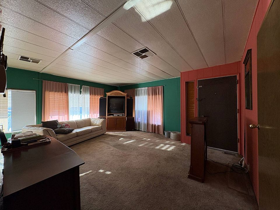 2nd image of 10707 Jamacha Blvd Space 30