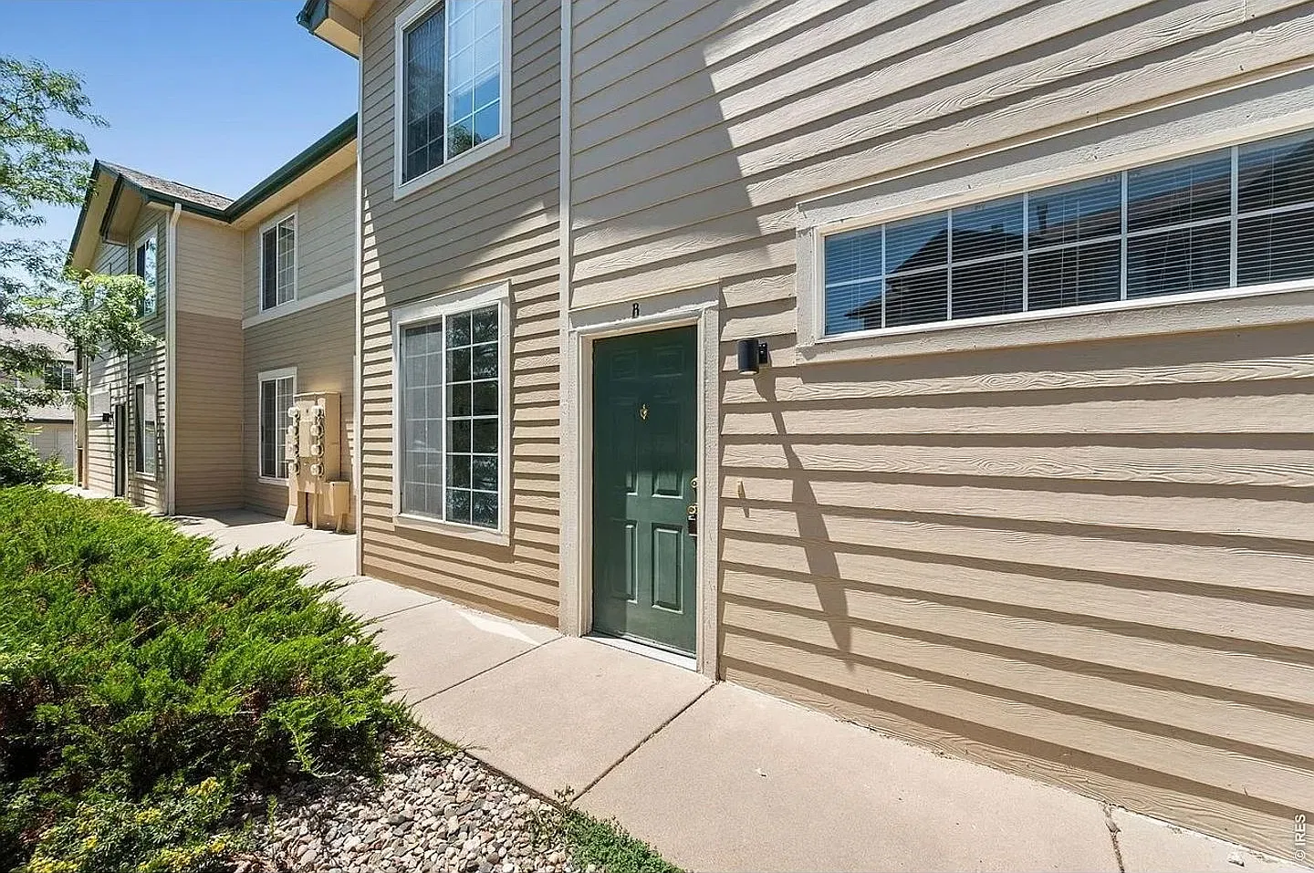 2B/2B Spacious Condo with Detached Garage Now Available in Fort Collins! — Photo 2