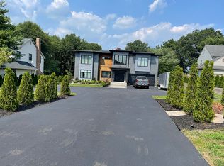 203 Kresson Rd, Voorhees, NJ 08043