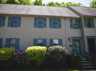 716 Mount Hope St #3, North Attleboro, MA 02760