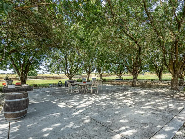 5660 William Ln, Lincoln, CA 95648