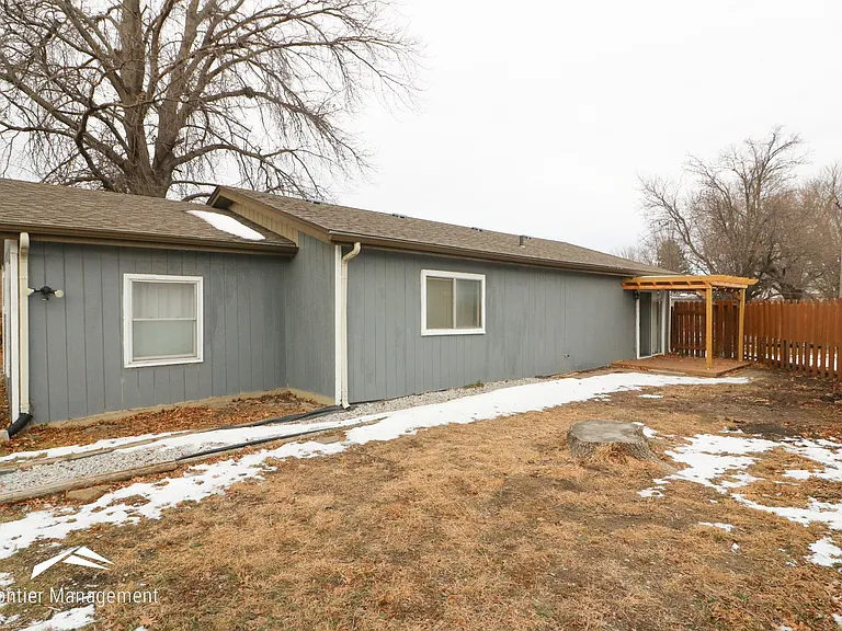 2417 Galloway Dr — Photo 16