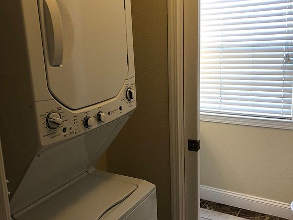 5th image of 10061 Pasadena Ave APT 2