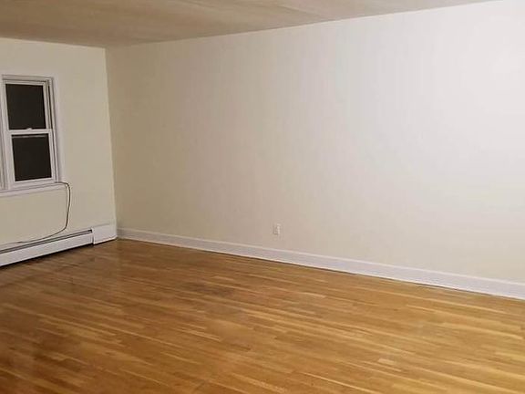 3rd image of 144 2nd Ave #38-3