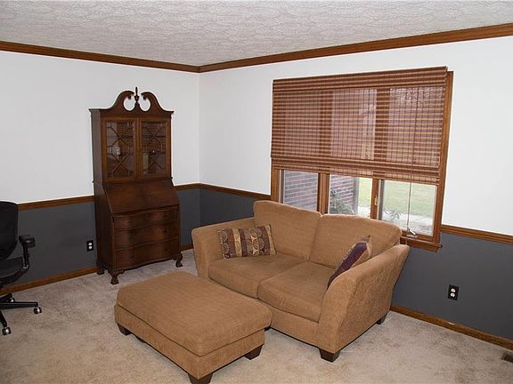 5th image of 7169 Sandalwood Dr