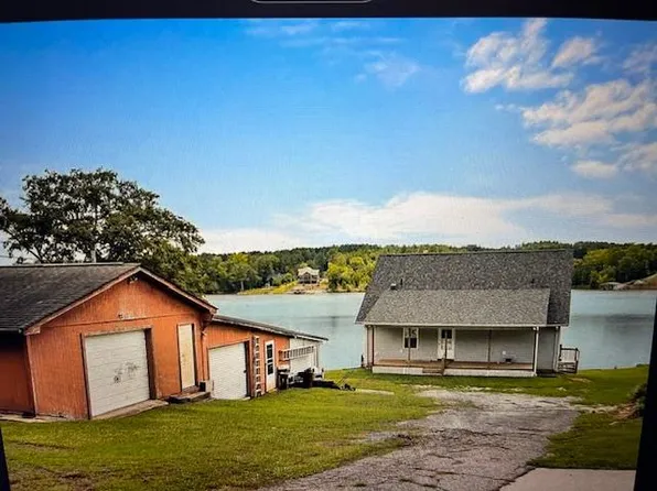 839 Stillwater Rd, Waterloo, SC 29384