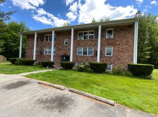 19 Ashdown Rd APT 19B, Ballston Lake, NY 12019