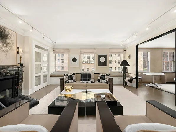 52 E 72nd St #7, New York, NY 10021