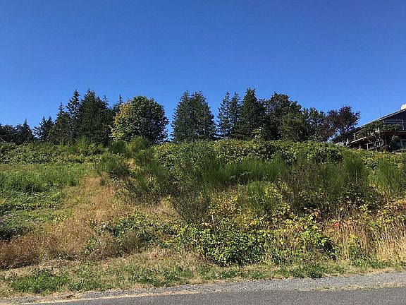 View west from Watkins Drive