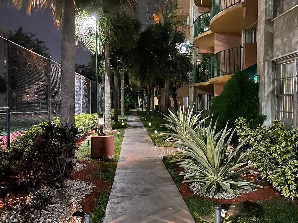 1st image of 9360 Fontainebleau Blvd APT 504