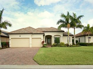 10095 Biscayne Bay Ln, Naples, FL 34120