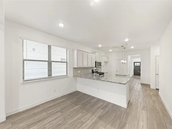 322 Boston Dr, Princeton, TX 75407