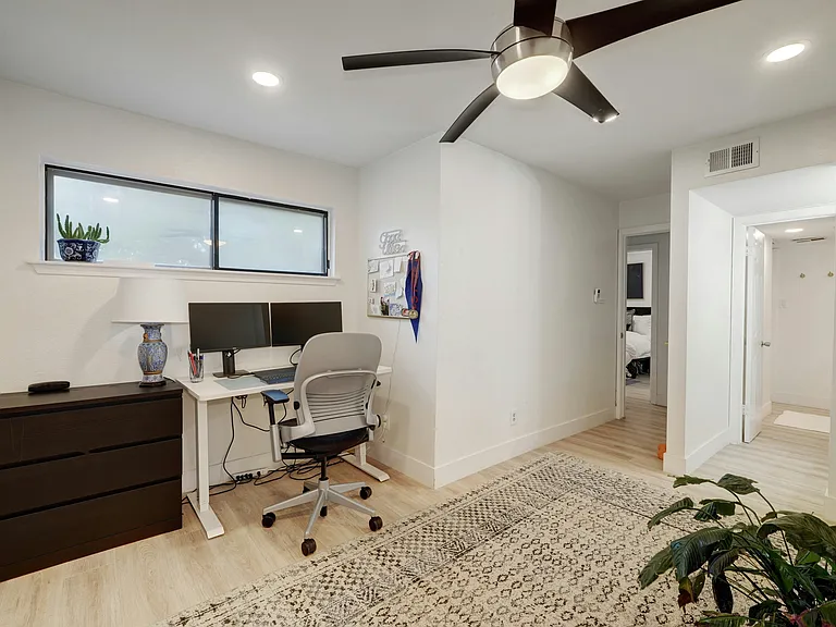4159 Steck Ave #101 — Photo 24